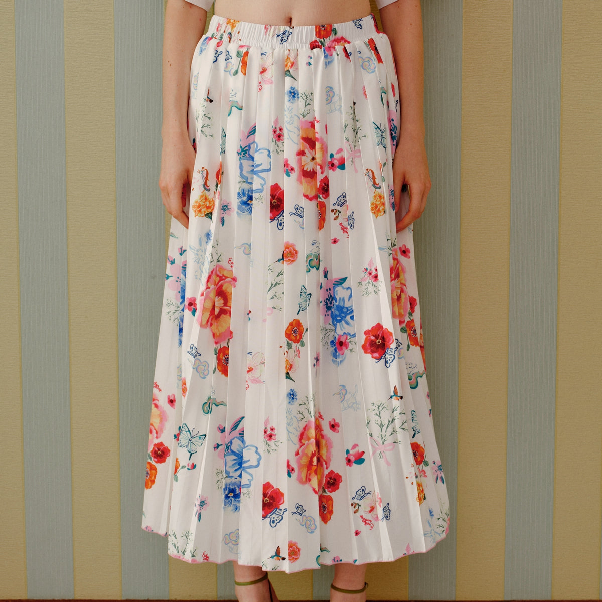 [Limited Edition] Endless Holiday All Day Shirt & Pleatful Skirt Set Lantern Blossom Ride