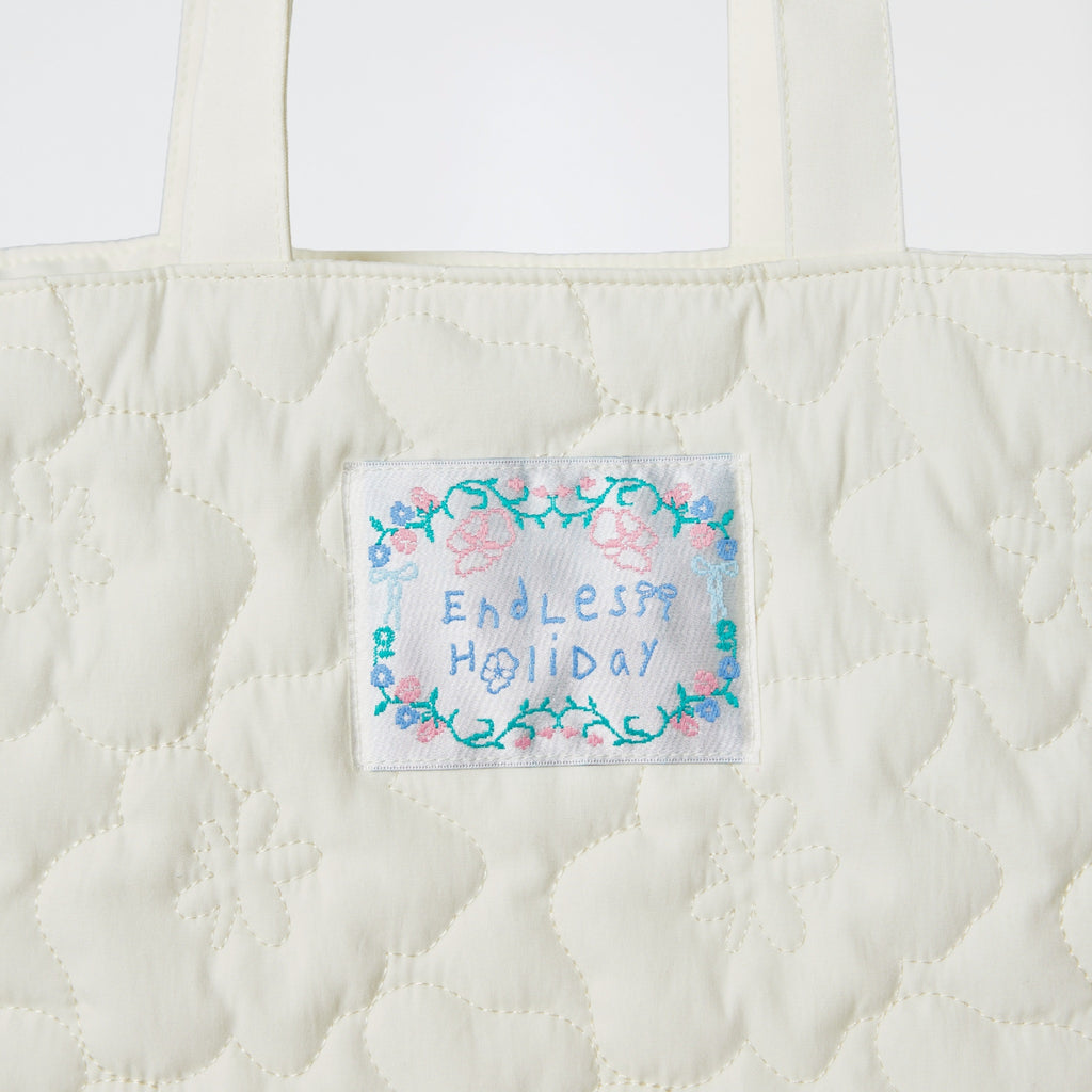 Endless Holiday Secret Garden Quilt Bag Holiday Cloud