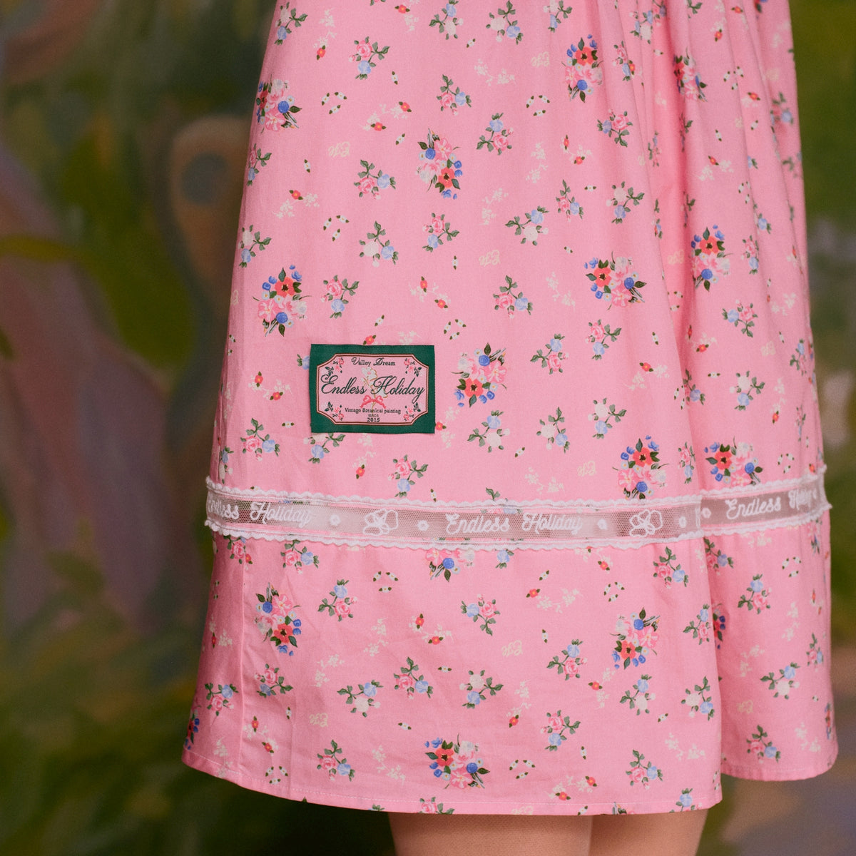 [ Limited ] Endless Holiday Puff Belle Dress Rose No. 9 Wallflower