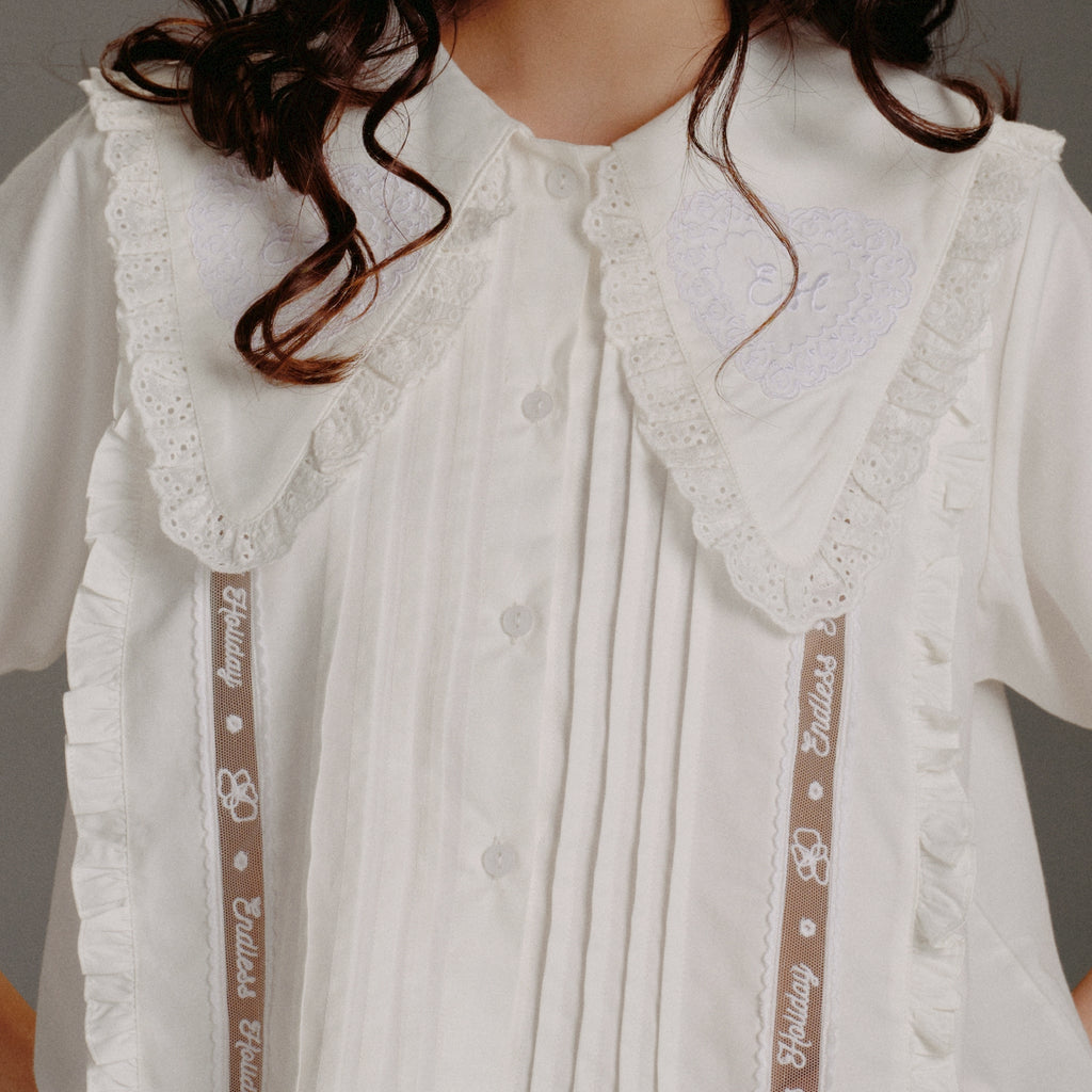 Endless Holiday Lace Sweet Dream Shirt Holiday Cloud