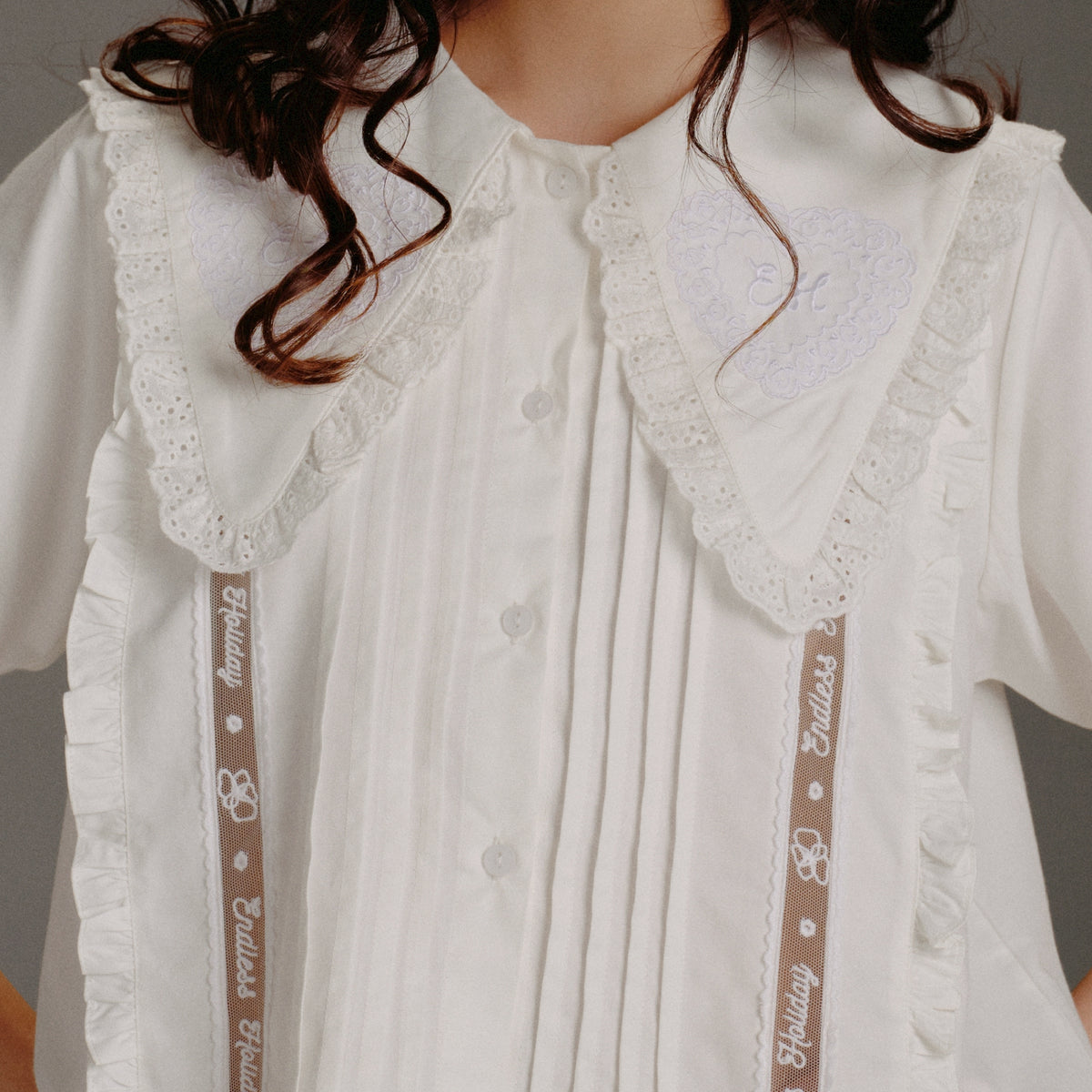 Endless Holiday Lace Sweet Dream Shirt Holiday Cloud